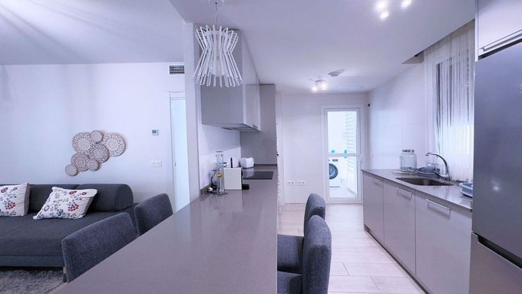 Apartment | Resale in Marbella in Marbella Others, Costa del Sol - Photo 5