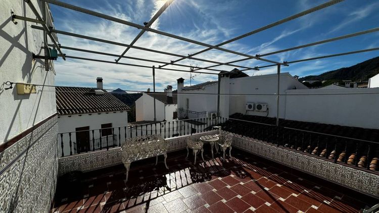 House | Resale in Benarrabá in Benarrabá, Costa del Sol - Photo 5