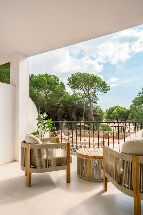 Apartment | Resale in Aloha in Aloha, Nueva Andalucía, Costa del Sol - Photo 5