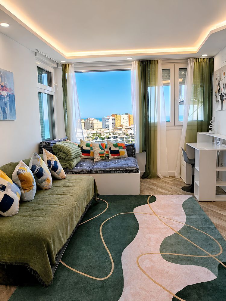 Apartment | Resale in Calahonda in Calahonda, Costa del Sol - Main property photo