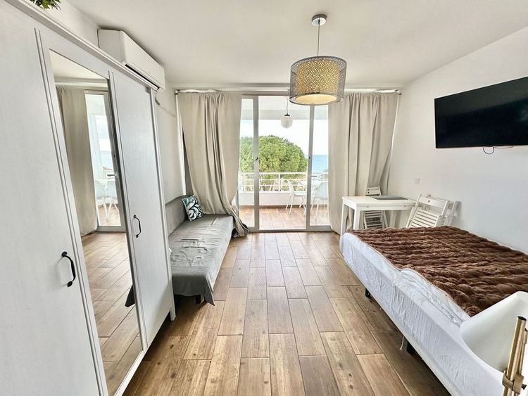 Apartment | Resale in Benalmadena in Benalmadena Others, Costa del Sol - Photo 5