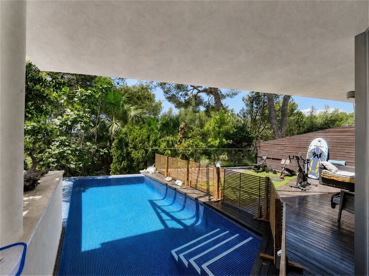 House | Resale in Sierra Blanca in Sierra Blanca, Costa del Sol - Photo 3