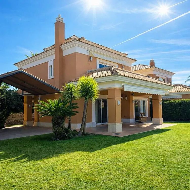 House | Resale in Marbella - Development photo 1