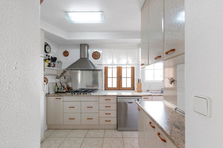 Apartment | Resale in Torrevieja in Torrevieja, Costa Blanca - Photo 4