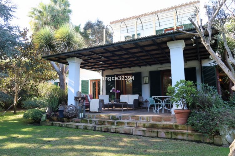 House | Resale in Sotogrande Costa in Sotogrande Costa, Costa del Sol - Photo 3