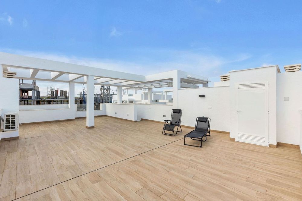 Penthouse | Resale in Torrevieja in Torrevieja, Costa Blanca - Main property photo