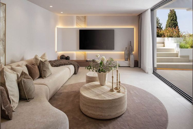 Penthouse | Resale in The Golden Mile in The Golden Mile, Costa del Sol - Photo 3