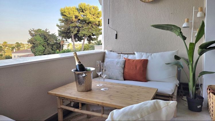 Apartment | Resale in Atalaya in Atalaya, Costa del Sol - Photo 5