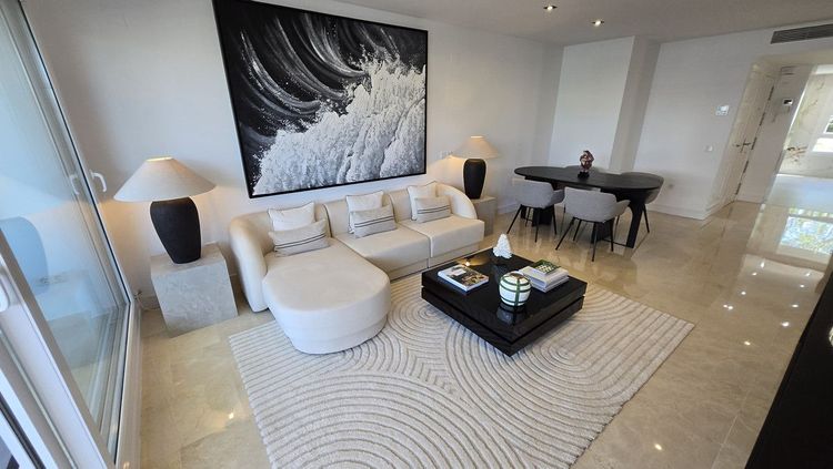 Apartment | Resale in The Golden Mile in The Golden Mile, Nagueles-Milla de Oro, Costa del Sol - Photo 3
