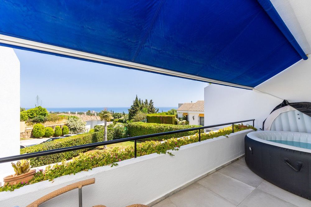 House | Resale in Calahonda in Calahonda, Costa del Sol - Main property photo