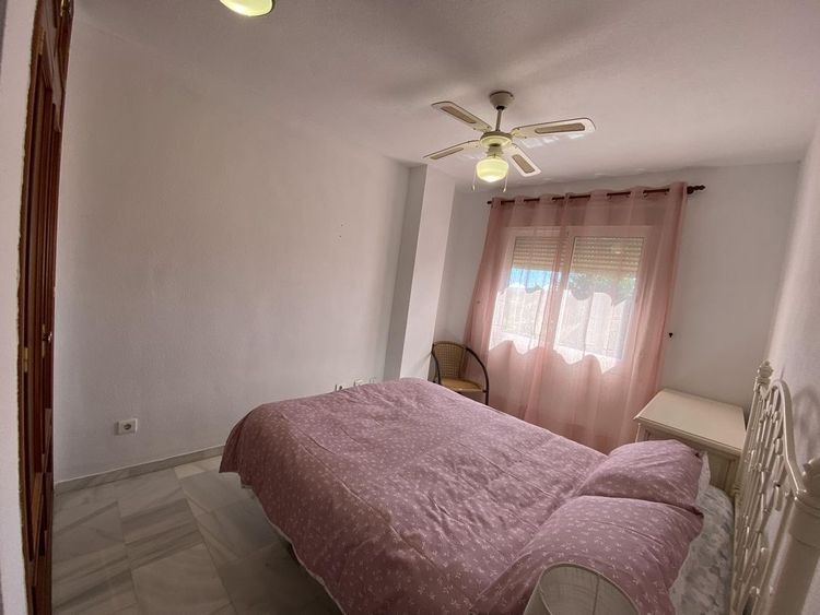 Apartment | Resale in Los Pacos in Los Pacos, Costa del Sol - Photo 3
