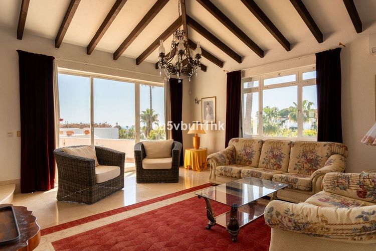 House | Resale in Calahonda - Development photo 1