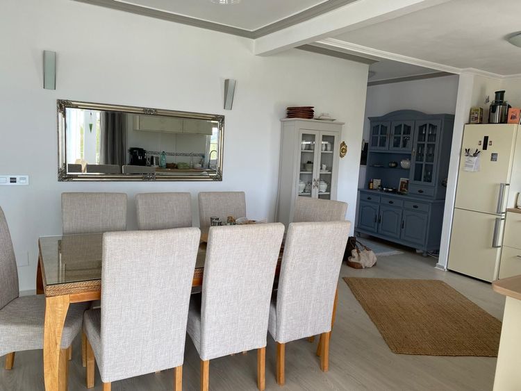 Penthouse | Resale in Estepona in Estepona, Costa del Sol - Photo 5