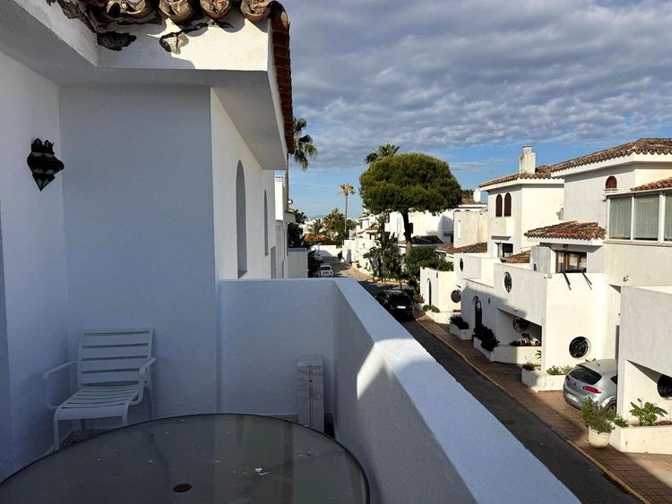 Townhouse in New Golden Mile in New Golden Mile, Estepona East Others, Costa del Sol - Photo 5