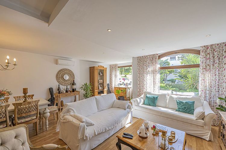 House | Resale in Atalaya in Atalaya, Costa del Sol - Photo 3
