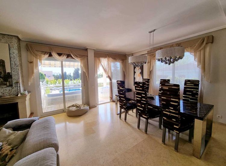 House | Resale in La Mata in La Mata, Costa Blanca - Photo 5