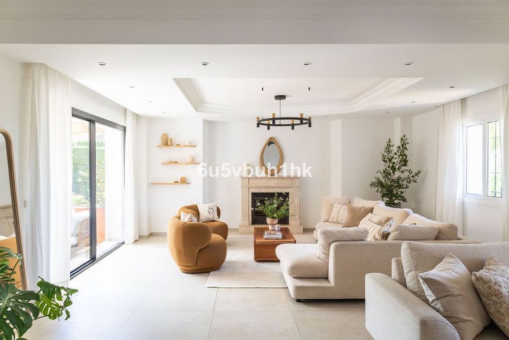 House | Resale in Alhaurín de la Torre in Alhaurín de la Torre, Costa del Sol - Main property photo