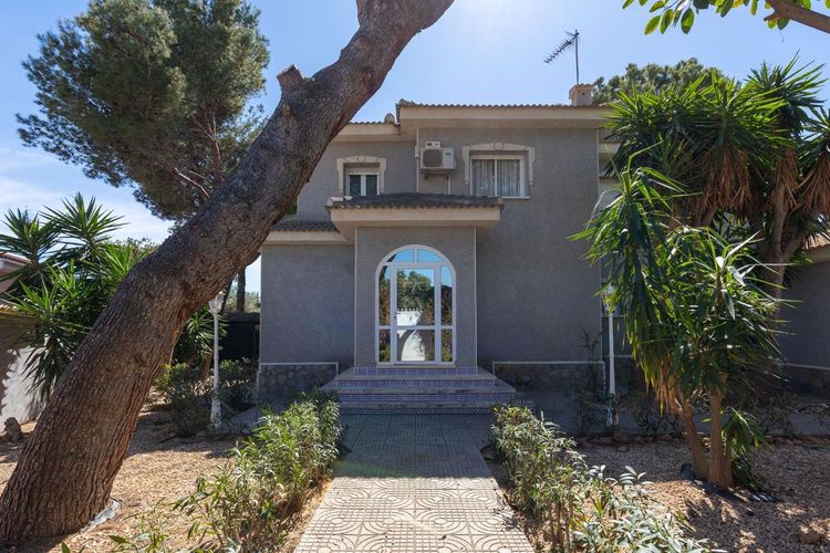 House | Resale in Rojales in Rojales, Costa Blanca - Photo 3