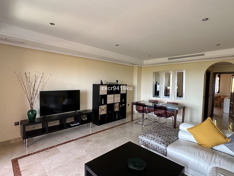 Apartment | Resale in La Mairena in La Mairena, Costa del Sol - Photo 4