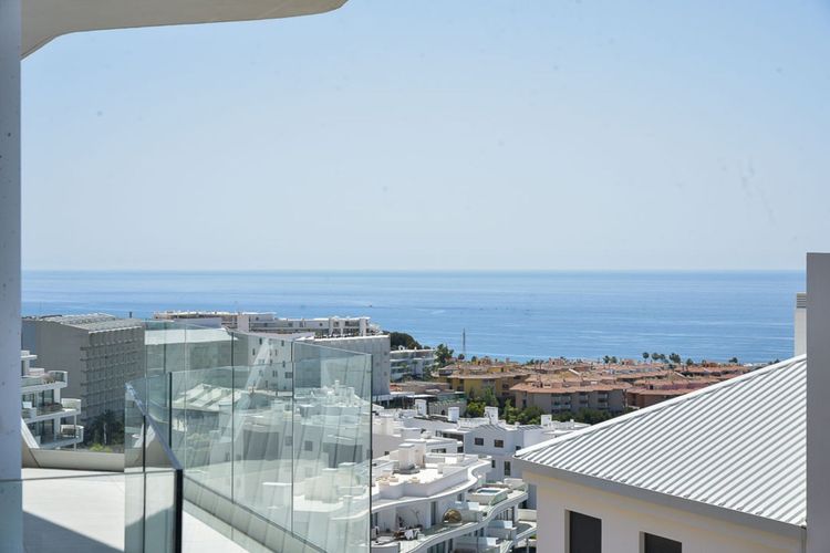 Apartment | Resale in El Higueron - Development photo 1