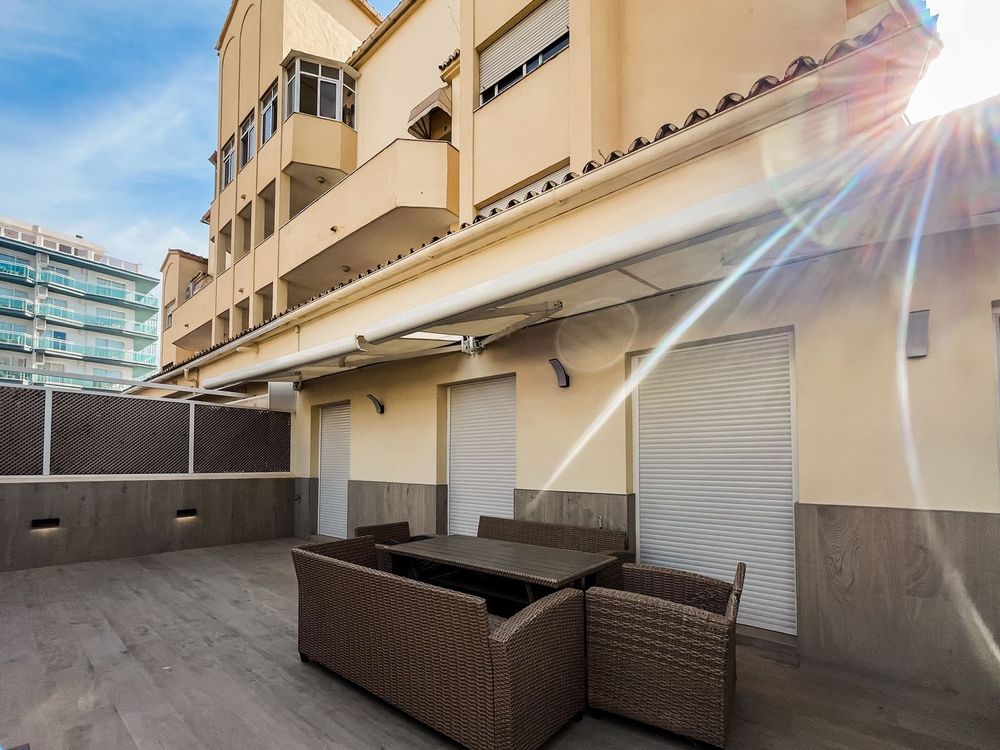 Apartment | Resale in Benalmadena in Puerto Marina, Costa del Sol - Main property photo