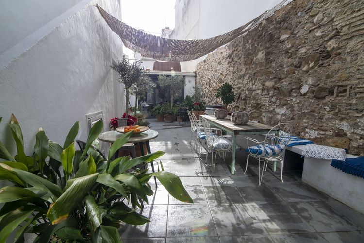 House | Resale in Estepona in Estepona, Costa del Sol - Photo 5