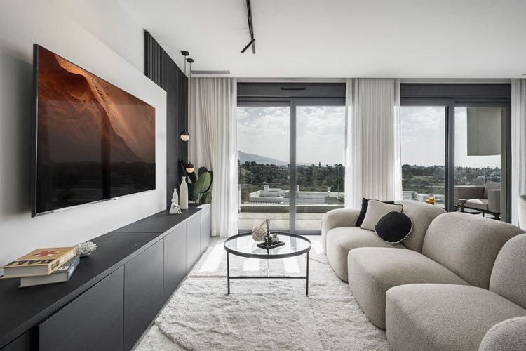 Penthouse | Resale in Estepona in Estepona, Costa del Sol - Photo 5