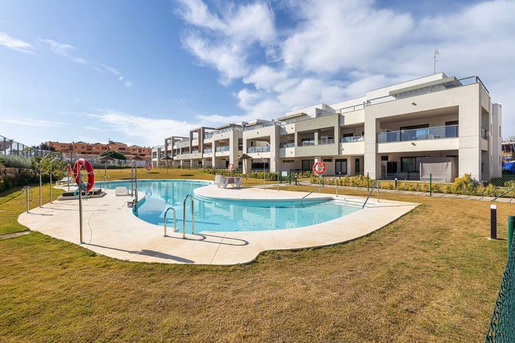 Apartment | Resale in Casares - Development photo 1