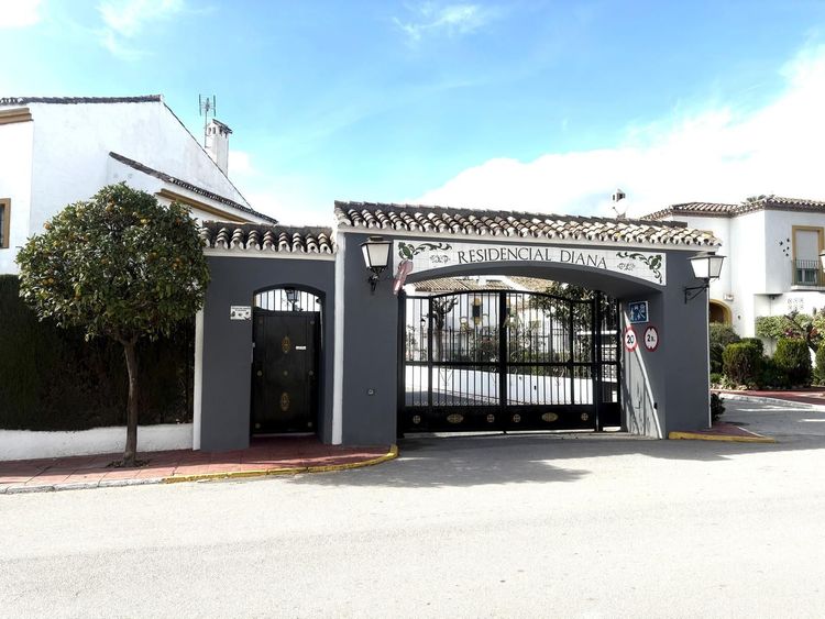 House | Resale in Cancelada - Development photo 1