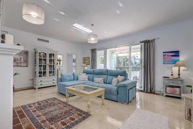 Apartment | Resale in Casares in Casares Others, Costa del Sol - Photo 3