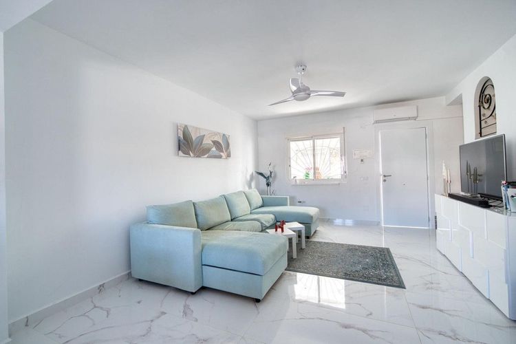 House | Resale in Benijofar in Benijofar, Costa Blanca - Photo 5