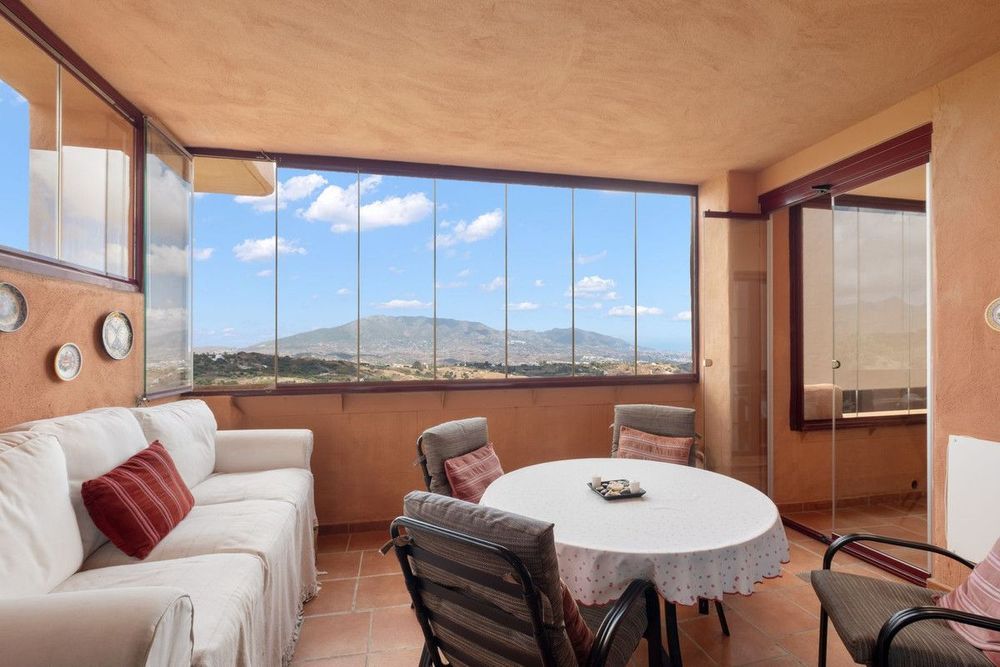 Apartment in La Mairena in La Mairena, Ojén, Costa del Sol - Main property photo