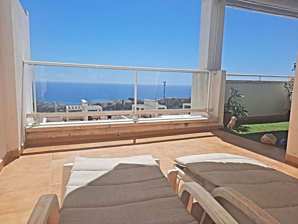 Penthouse | Resale in Benalmadena Pueblo in Benalmadena Pueblo, Costa del Sol - Main property photo