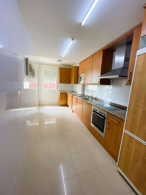 Apartment | Resale in La Duquesa in La Duquesa, Costa del Sol - Photo 4