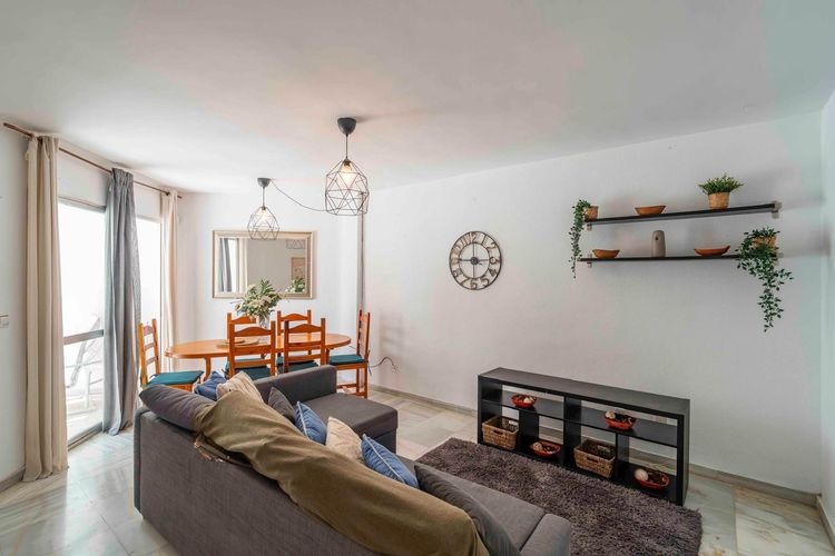 listing card gallery