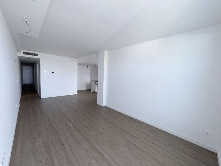Apartment | Resale in Fuengirola in Fuengirola Others, Costa del Sol - Photo 5