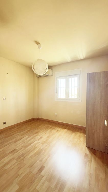 Apartment | Resale in Fuengirola in Fuengirola Others, Costa del Sol - Photo 3