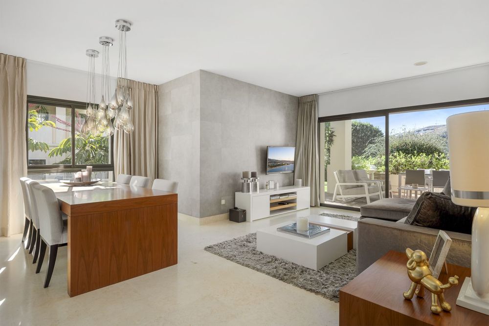 Apartment | Resale in Benahavís in Benahavís Others, Costa del Sol - Main property photo