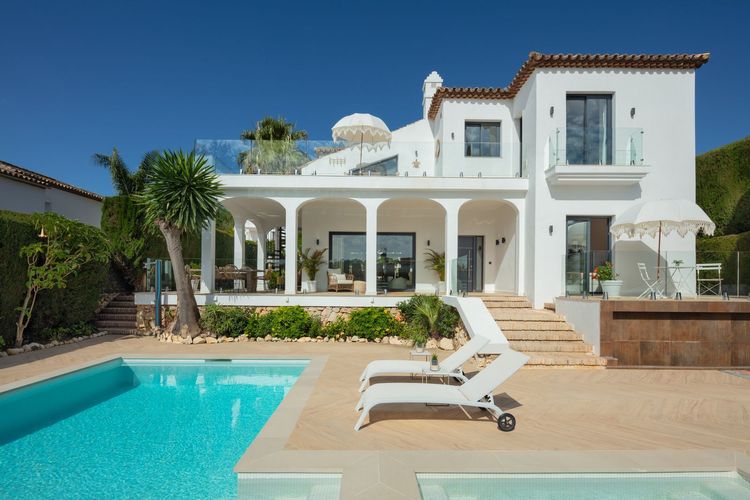 House | Resale in Nueva Andalucía - Development photo 1
