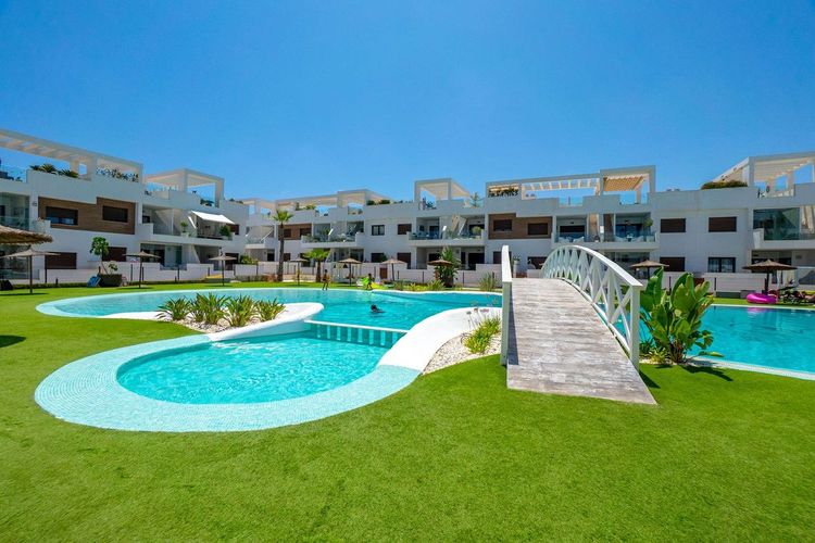 Apartment | Resale in Los Balcones in Los Balcones, Costa Blanca - Photo 3