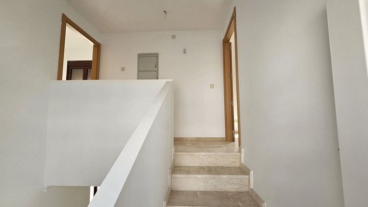 House | Resale in Doña Julia in Doña Julia, Costa del Sol - Photo 5