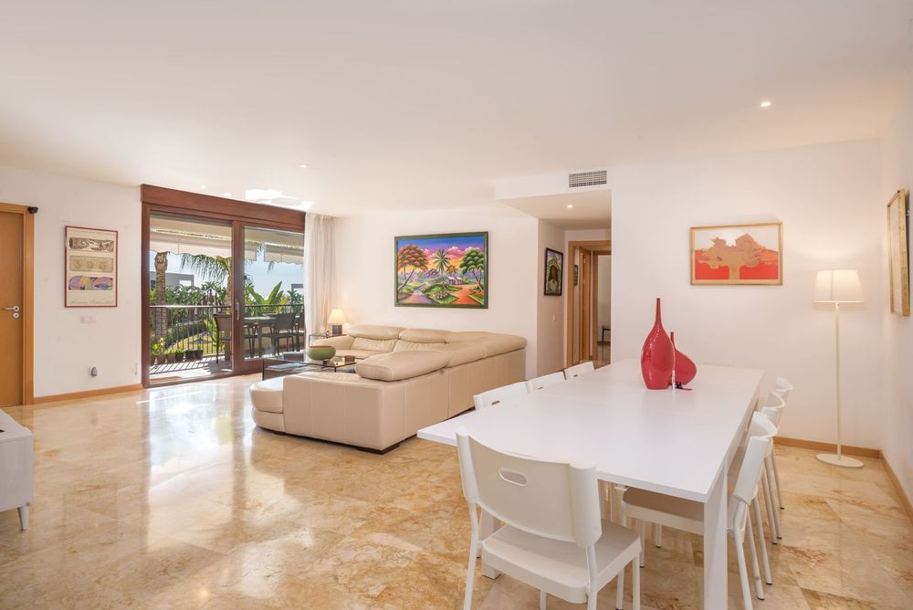 Apartment | Resale in Altos de los Monteros in Altos de los Monteros, Costa del Sol - Main property photo