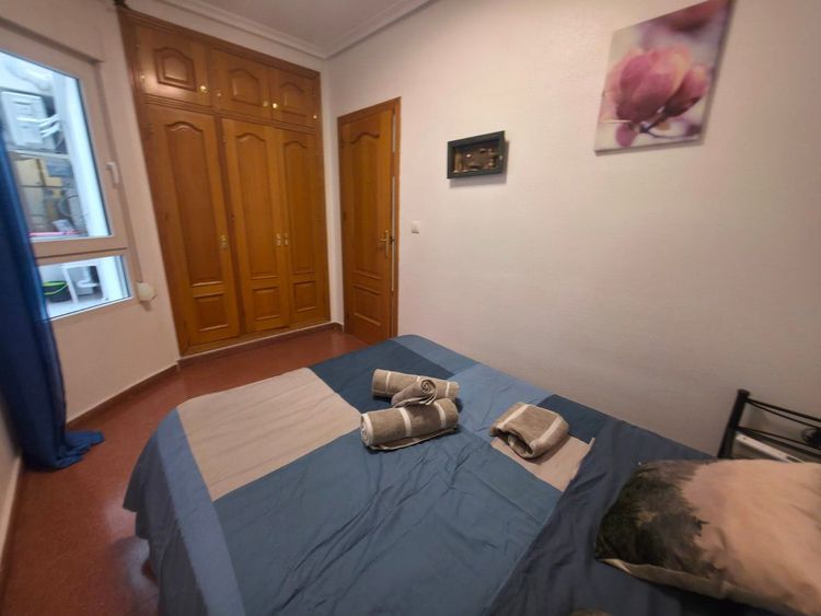 Apartment | Resale in Torrevieja in Torrevieja, Costa Blanca - Photo 5