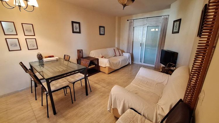 Apartment | Resale in Calahonda in Calahonda, Costa del Sol - Photo 5