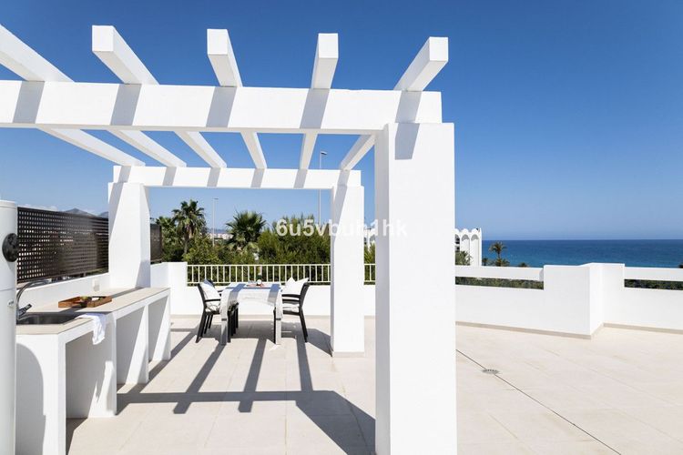 Apartment | Resale in Nerja in Nerja, Costa del Sol - Photo 3