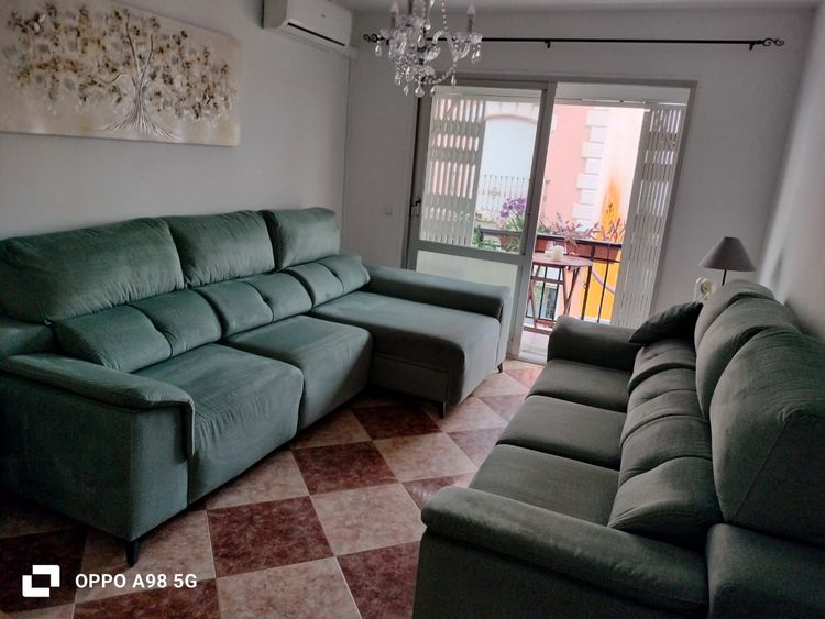 Apartment | Resale in Fuengirola City Center in Fuengirola City Center, Costa del Sol - Photo 2