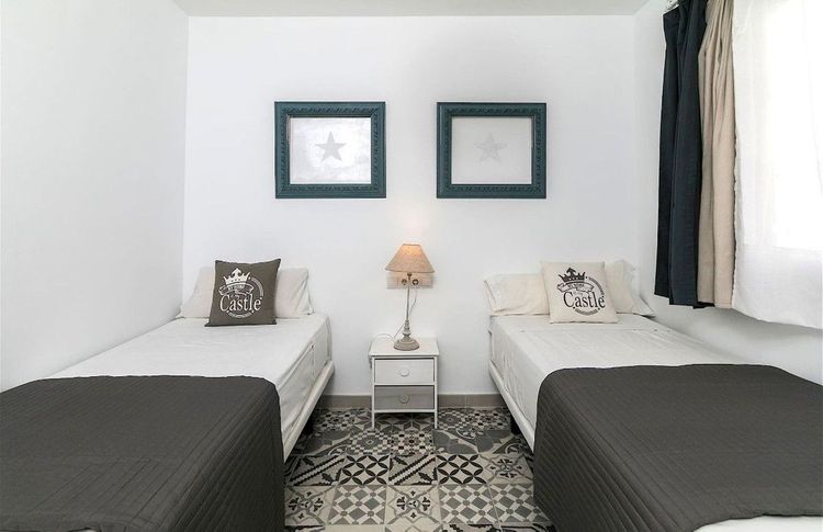 House | Resale in Málaga Centro in Málaga Centro, Costa del Sol - Photo 4