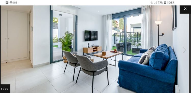 House | Resale in Estepona in Estepona, Costa del Sol - Photo 5