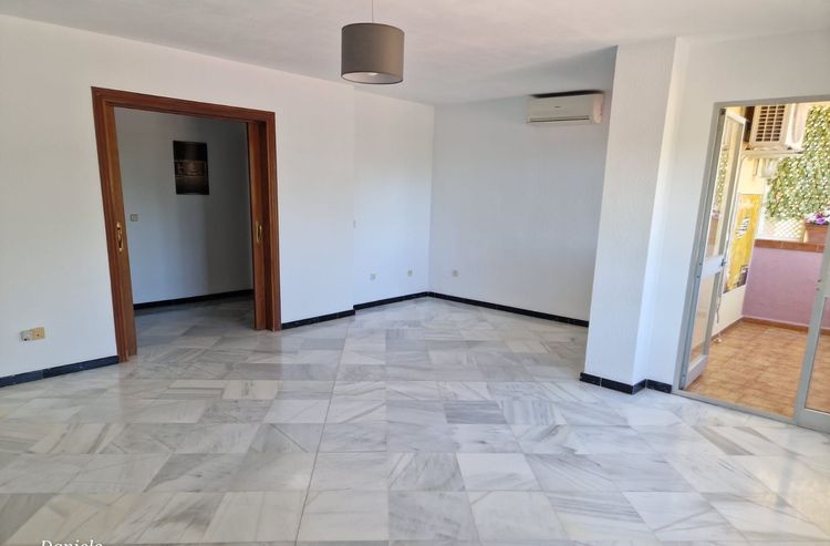 Apartment | Resale in San Pedro de Alcántara in San Pedro de Alcántara Others, Costa del Sol - Photo 2