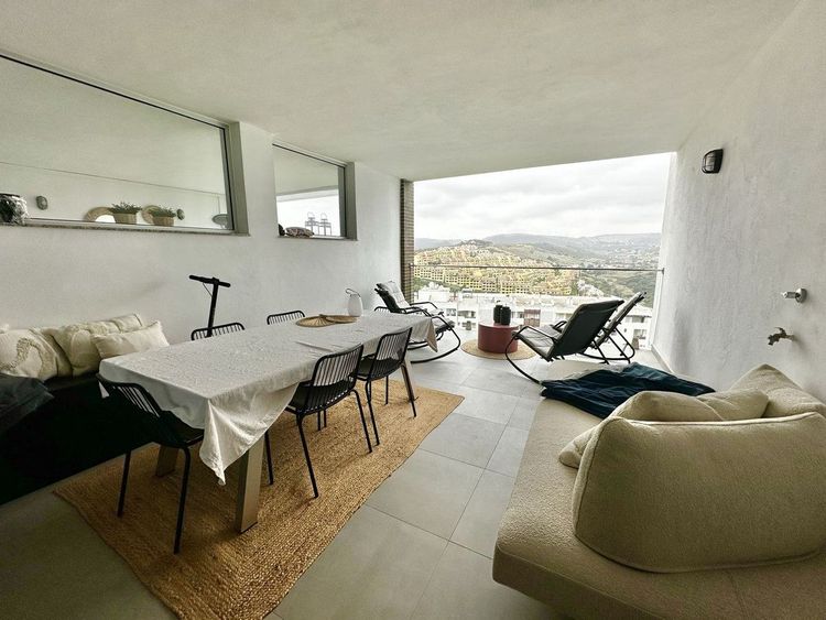 Apartment | Resale in Málaga in Málaga, Costa del Sol - Photo 3